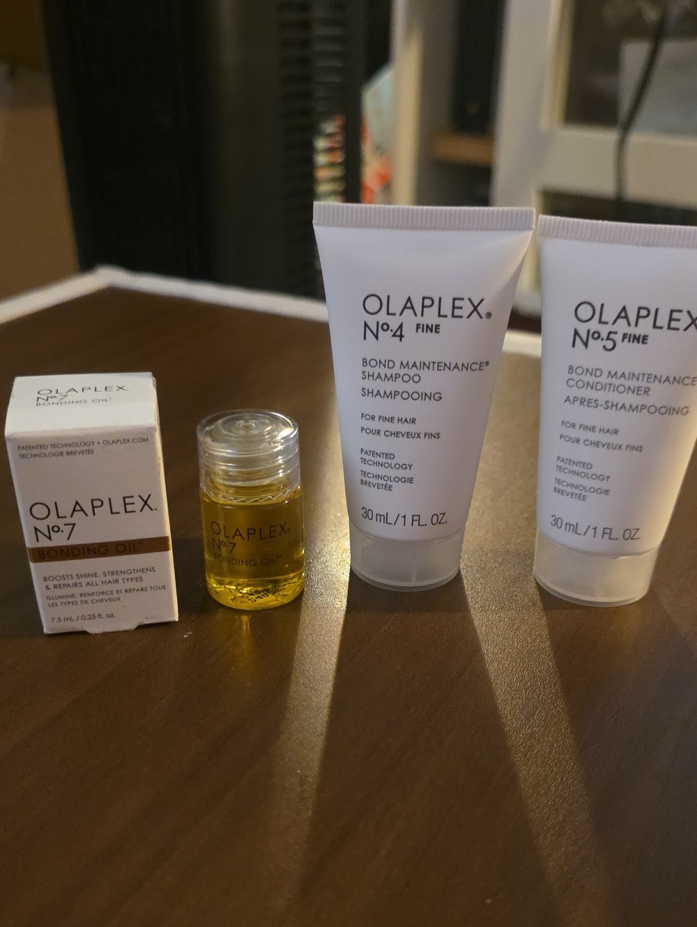 Olaplex Travel Hair Care Set - Clear & White